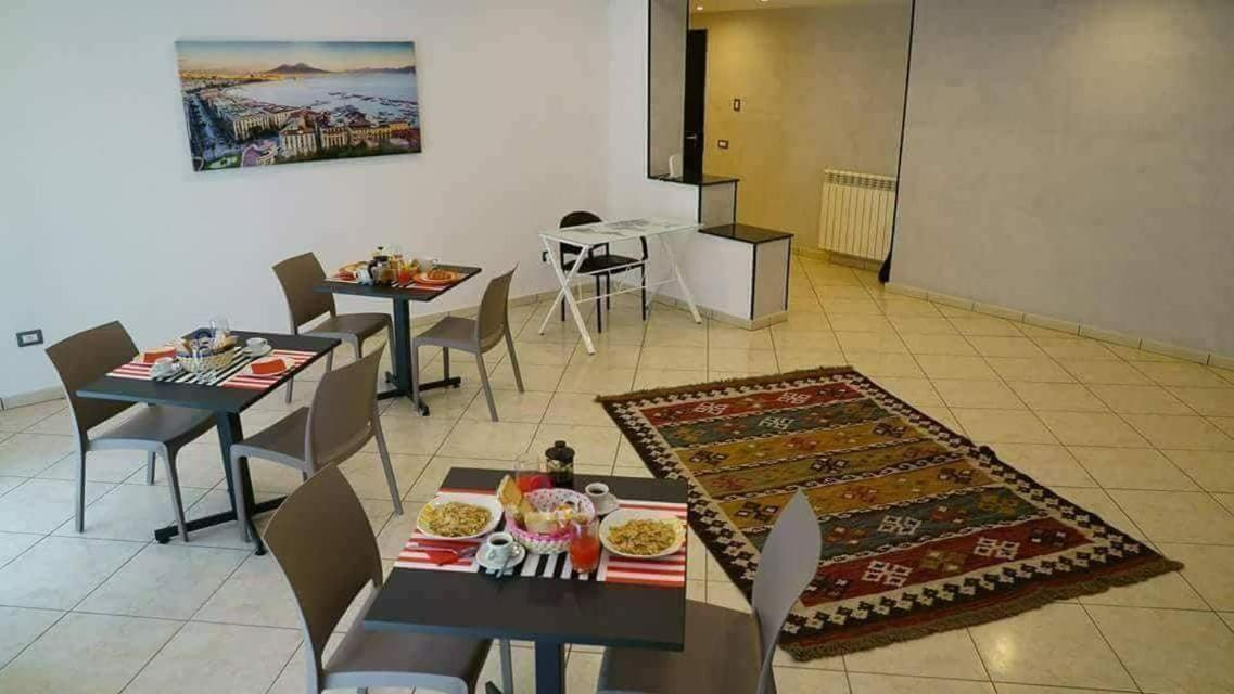 Welcome Inn Napoli Luaran gambar